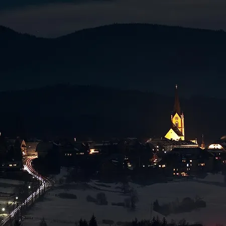 Lassacher Biobauernhof Lantgård